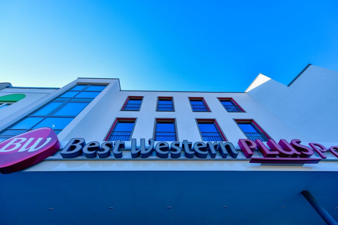 Außenansicht Best Western Plus Parkhotel & Spa Cottbus