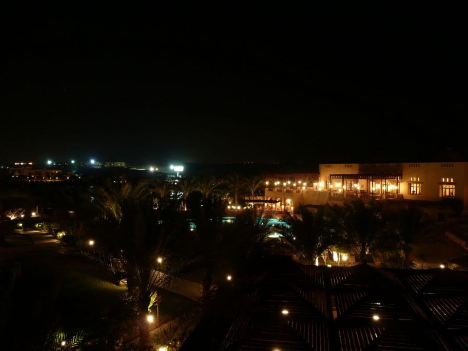 Vista notturna Steigenberger Coraya Beach - Adults only