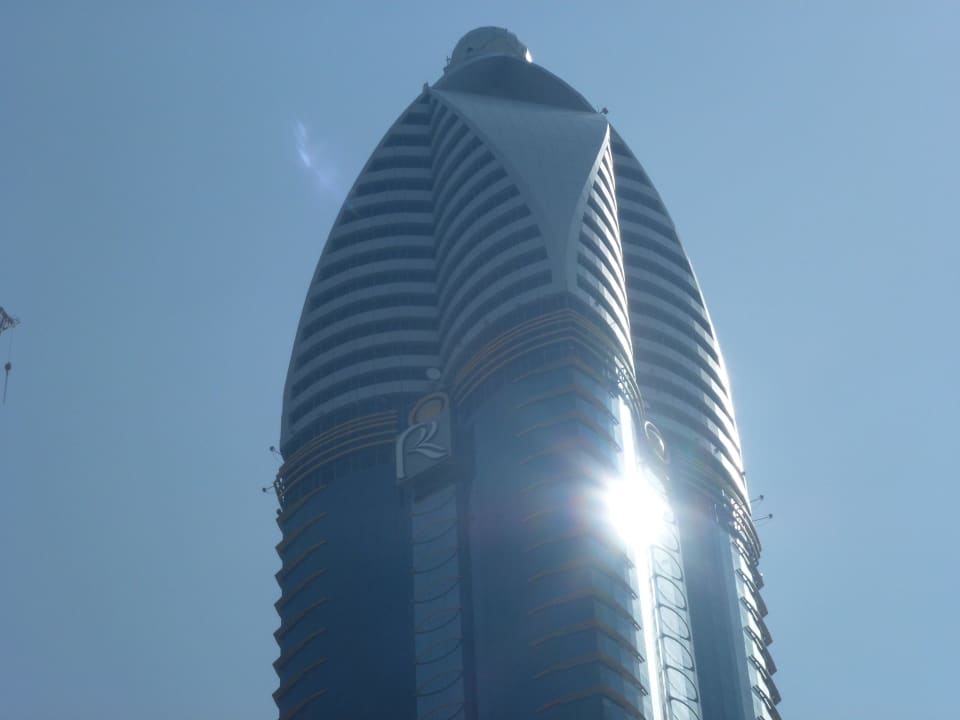  Spitze Rose Rayhaan by Rotana