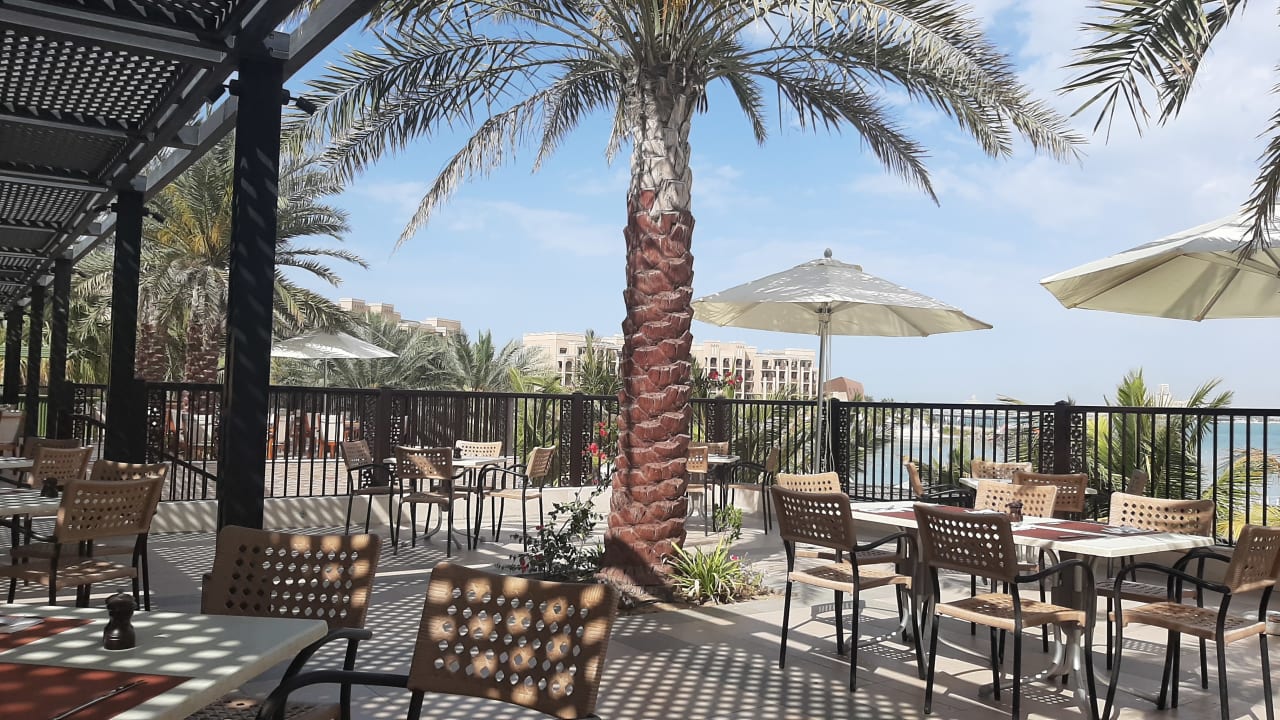 Gastro DoubleTree by Hilton Resort & Spa Marjan Island