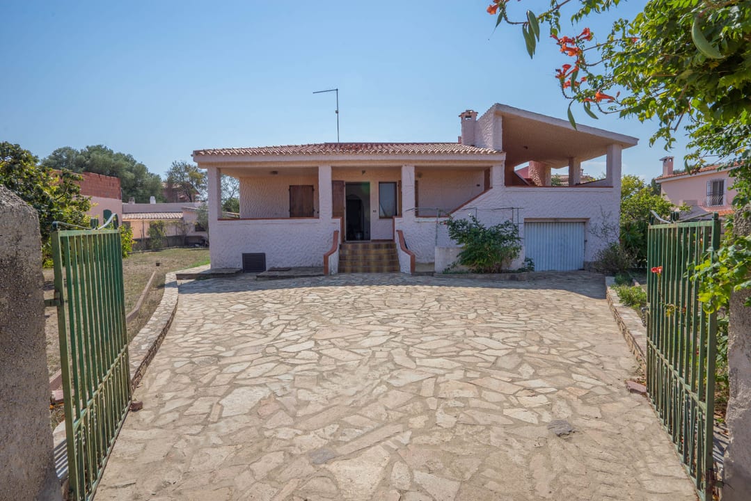 Außenansicht Sardafit Nr. 166 - Ferienhaus Die Villa mit dem Belvedere