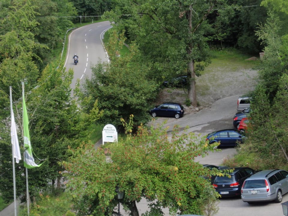 Parkplatz vor dem Hotel Rothenfels Panorama Hotel