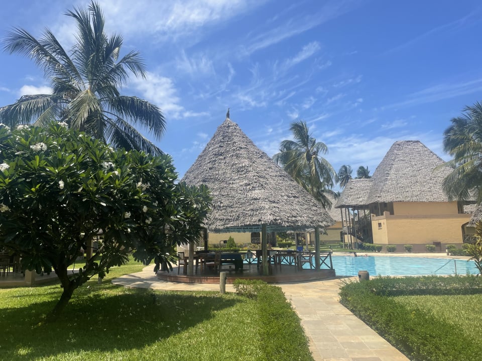 Pool Neptune Pwani Beach Resort & Spa