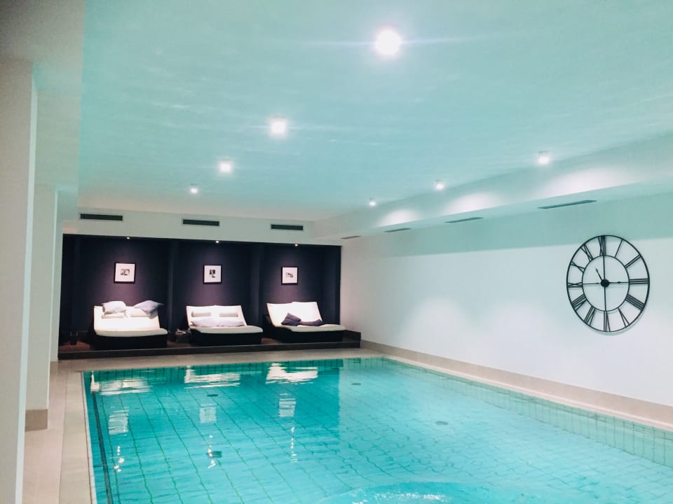 Pool Das Aunhamer Suite & Spa Hotel