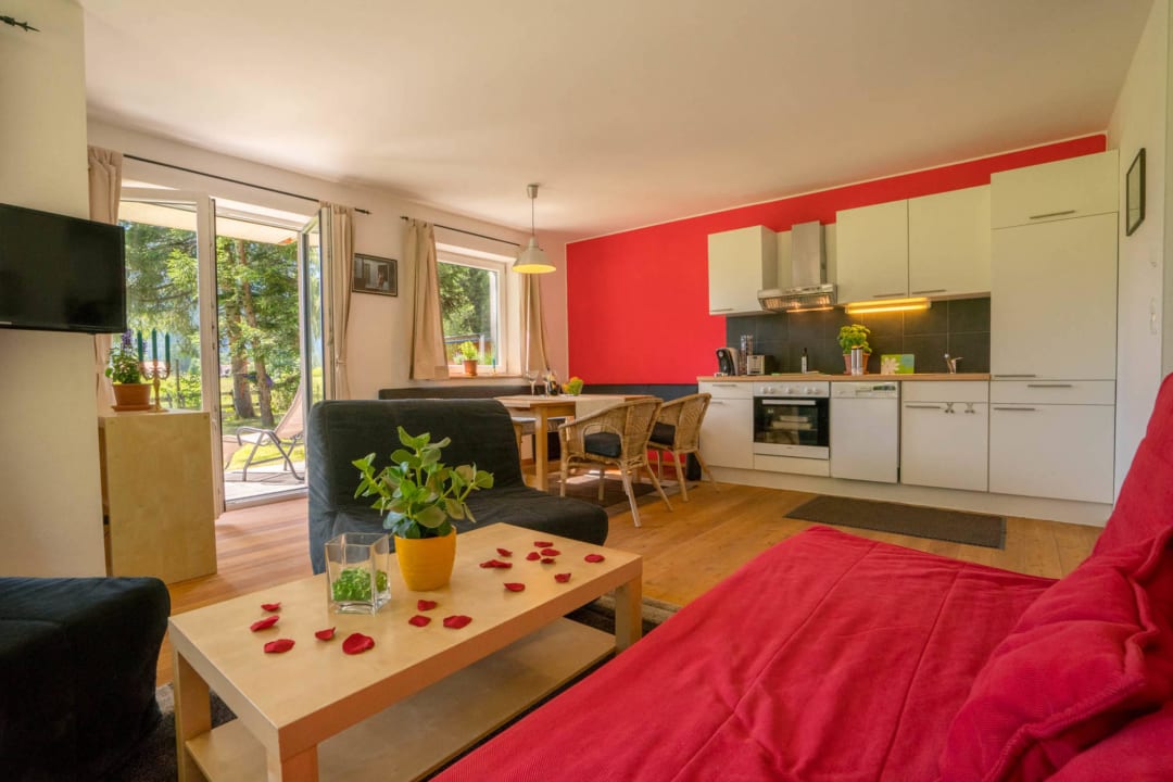 Wohn- Küchenbereich Alpenrose Apartments am Burggraben