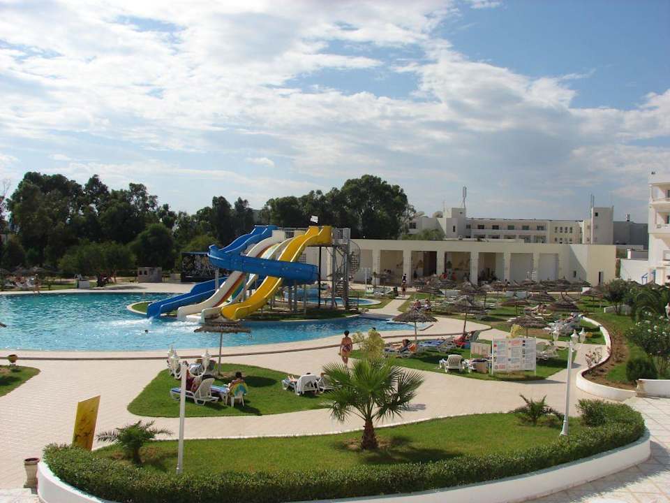 Basen hotelowy Hotel Aqua Life Yasmine