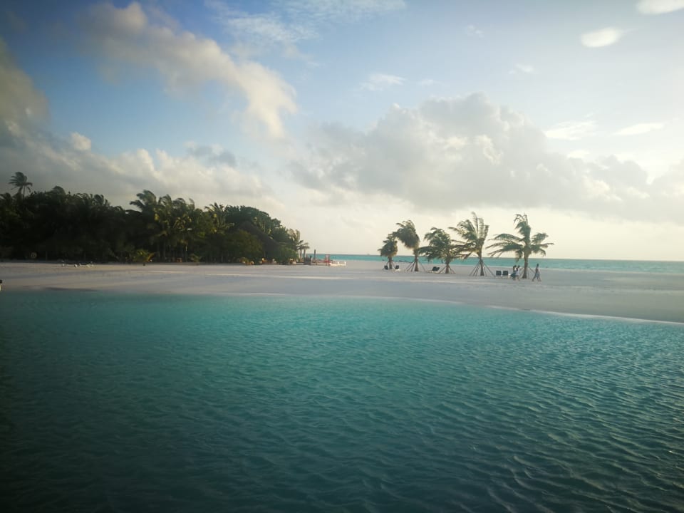 Strand Meeru Maldives Resort Island