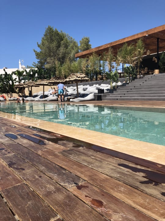 Pool OKU Ibiza