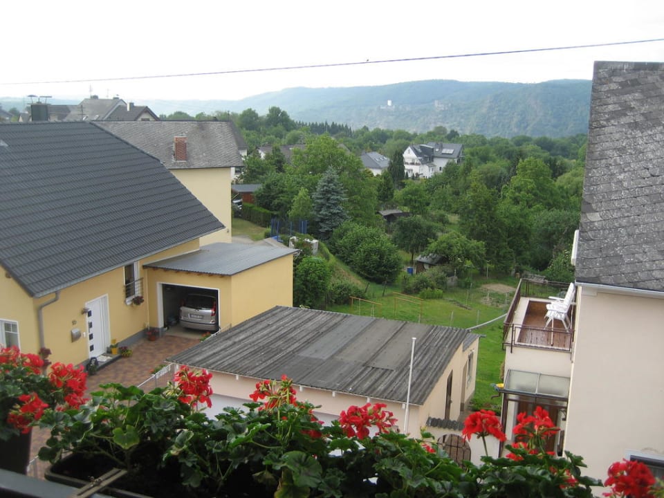 Blick vom Balkon auf das Rheintal Landgasthof Zum Eisernen Ritter