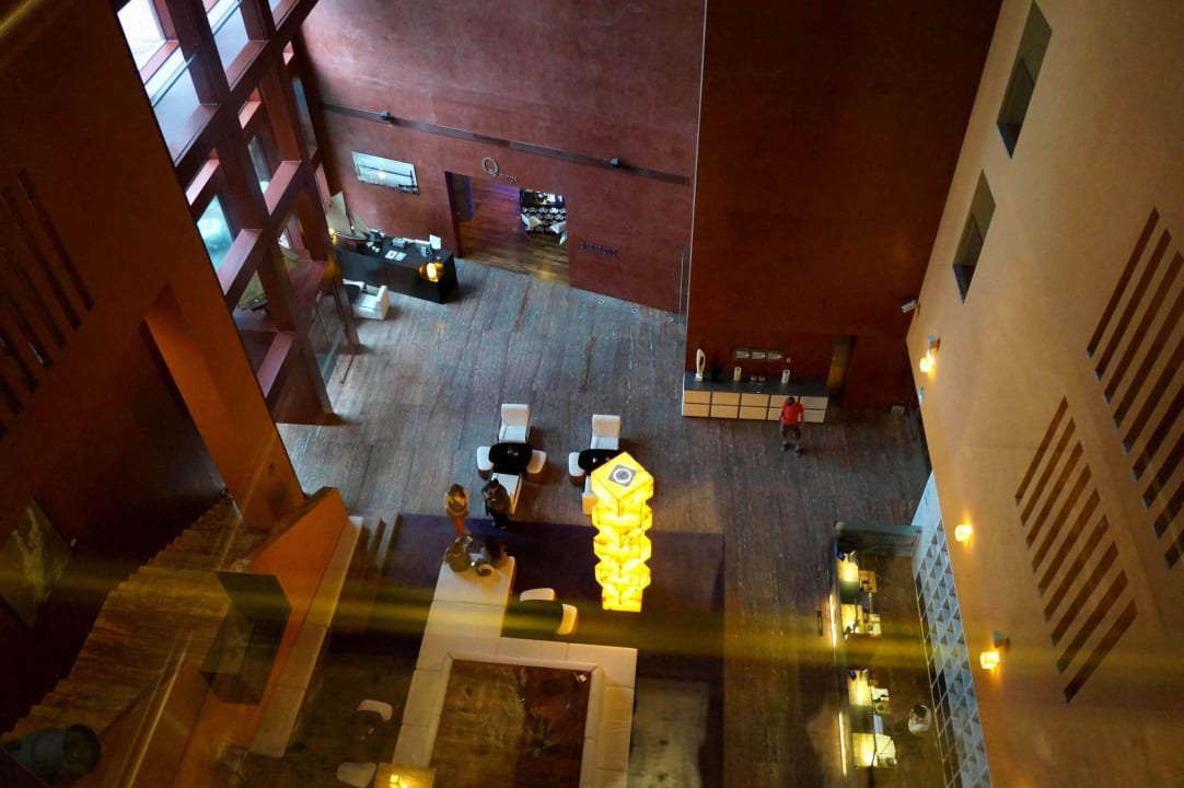 Nach unten Hotel Melia Bilbao