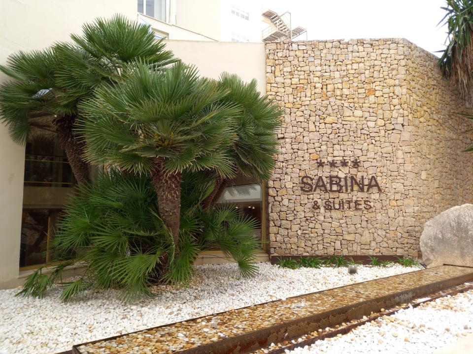 Lobby Sabina Hotel & Suites