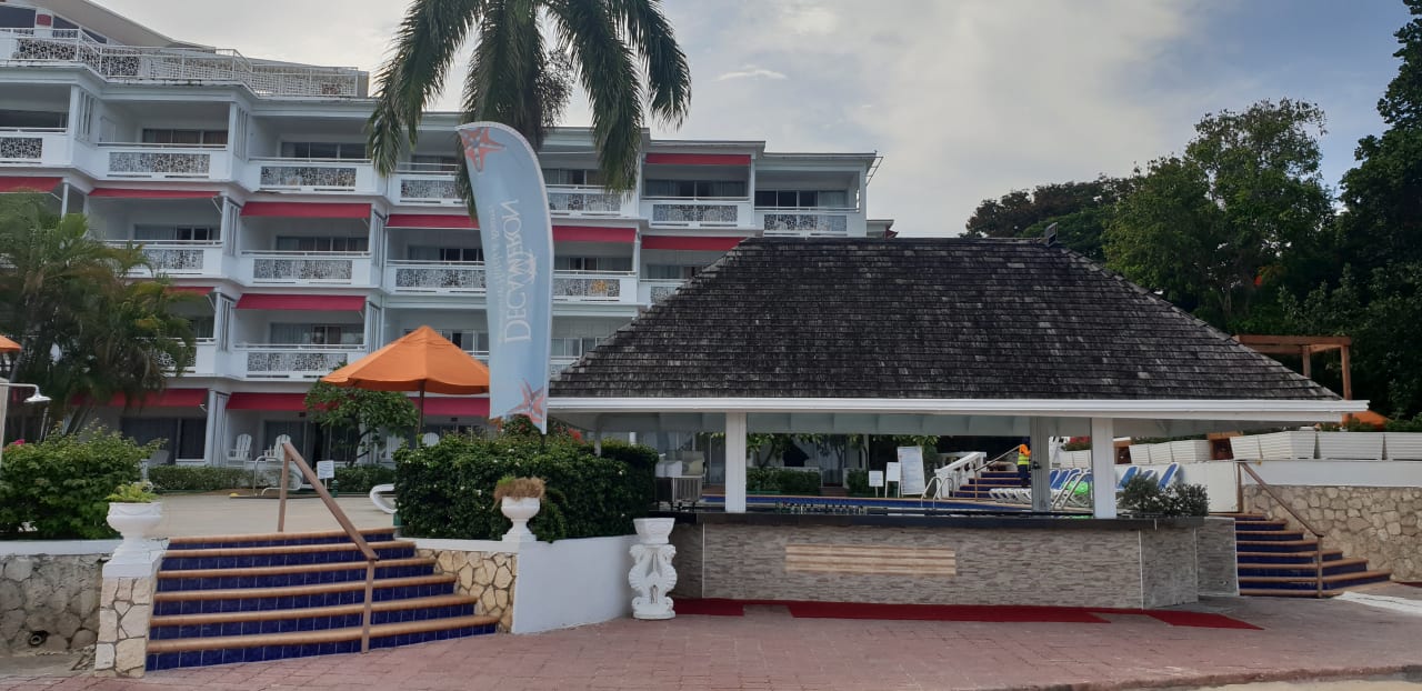 Außenansicht Grand Decameron Montego Beach