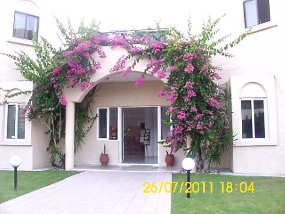 Eingang Hotel Summerland