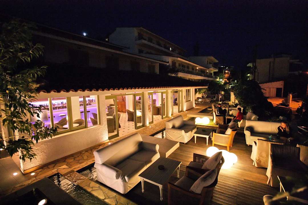 Nice atmosphere Hotel Sandy Bay