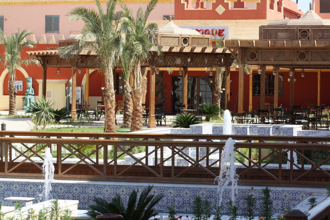 Brunnen Pickalbatros Alf Leila Wa Leila Resort - Neverland Hurghada