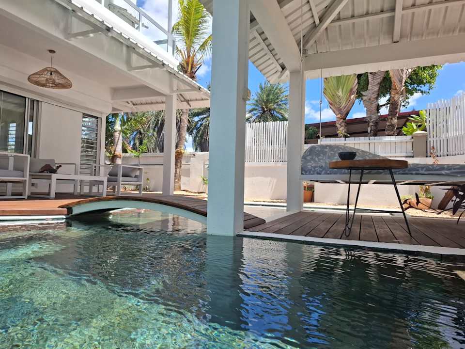 Pool Tia Beach House