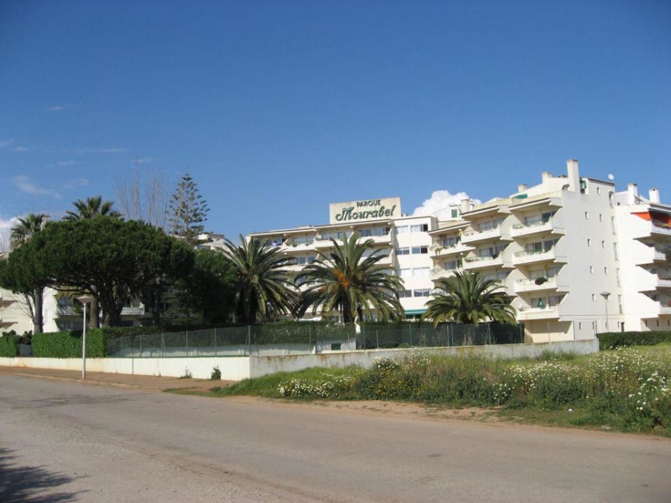 Hotelansicht Komplex Mourabel