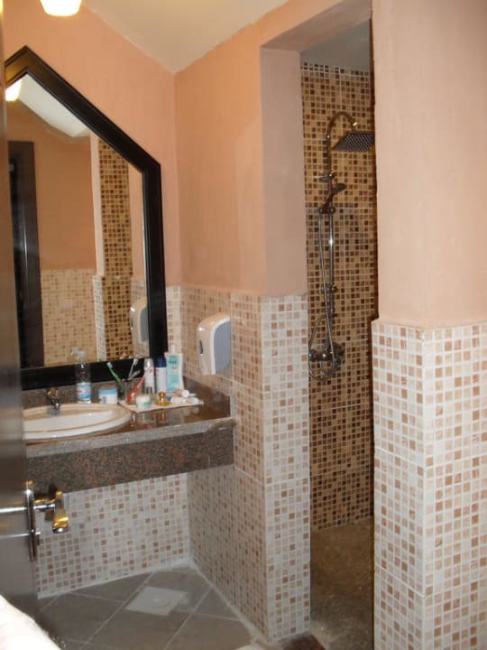 Bad im Zimmer 5037 Pickalbatros Jungle Aqua Park Resort - Neverland Hurghada
