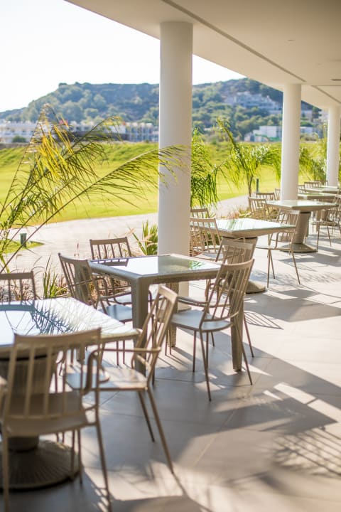 Gastro White Dreams Resort & Anex