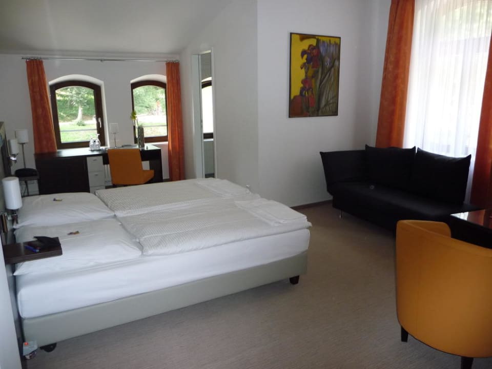Teilansicht Zimmer Hotel Am Tiefwarensee