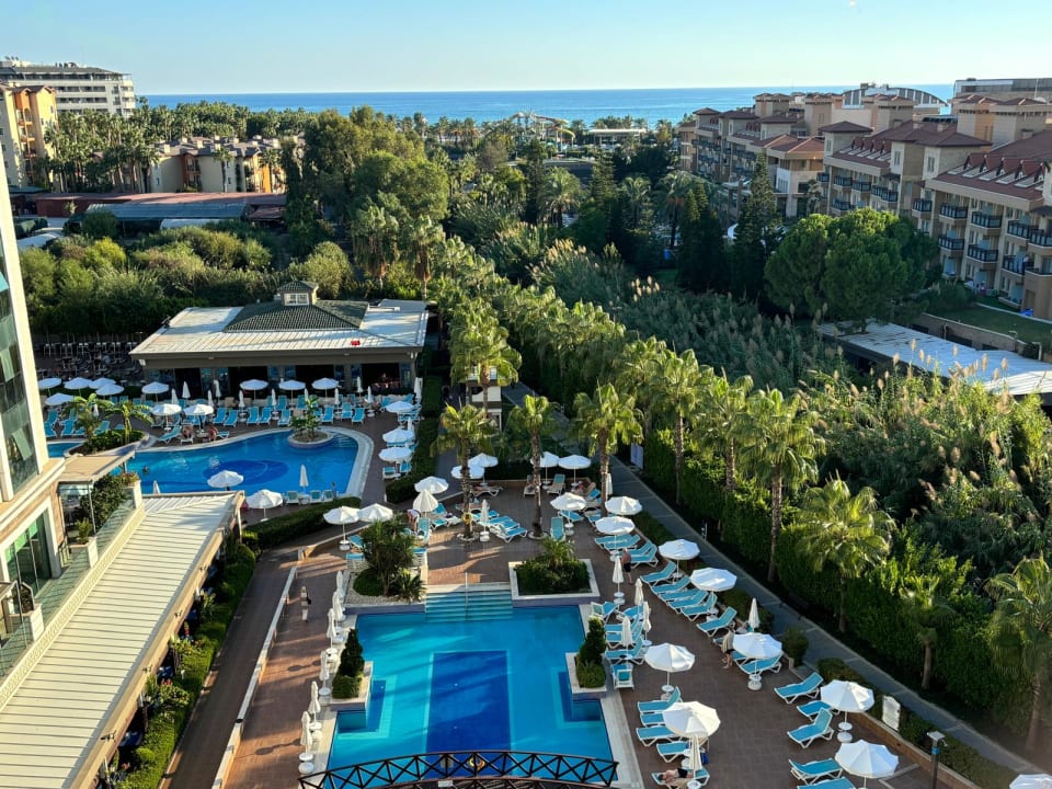 Pool Luna Blanca Resort & Spa