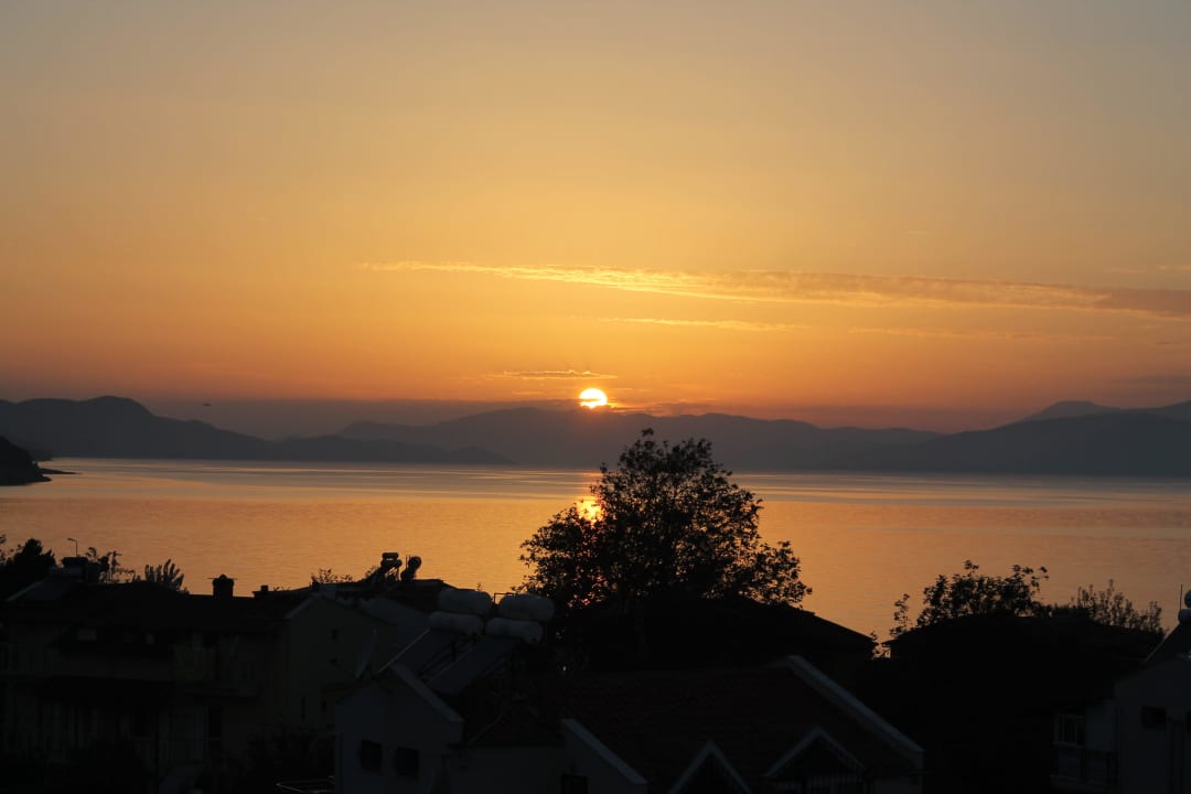 Sonnenuntergang vom Hoteldach Akbulut Hotel & Spa