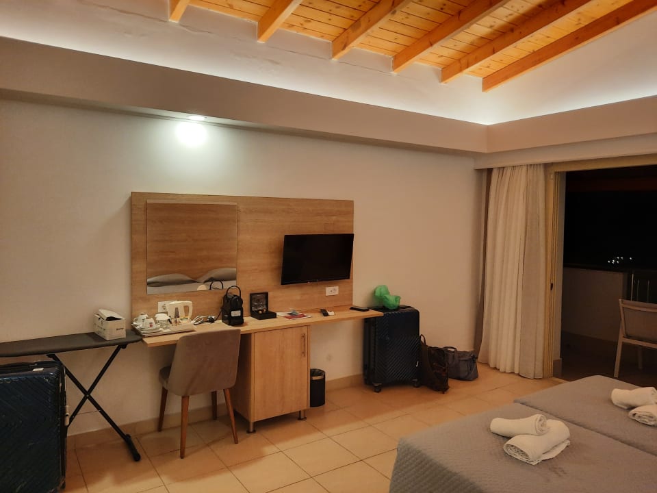 Zimmer Hotel Kouros Palace