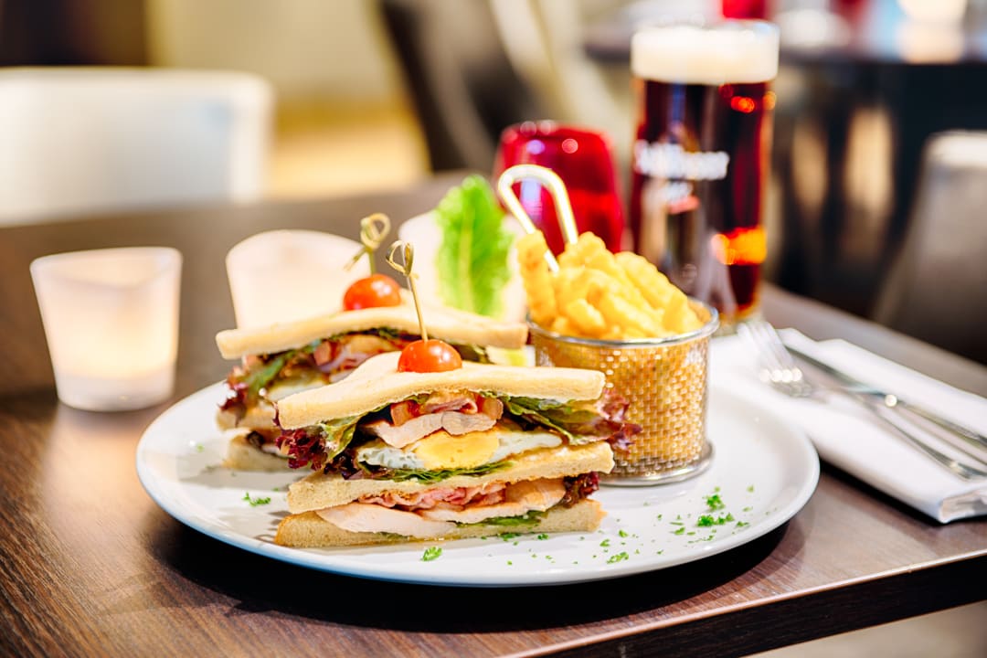 Restaurant Leonardo Royal Hotel Düsseldorf Königsallee