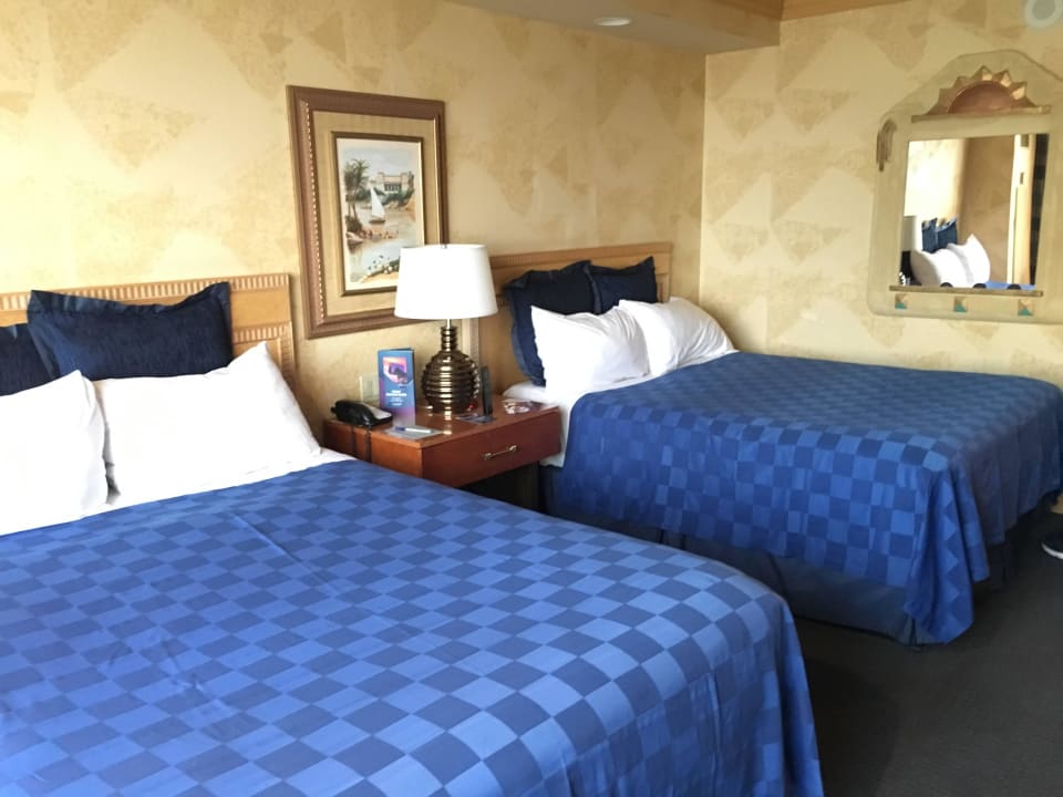 Zimmer mit zwei Queenbetten Luxor Hotel & Casino