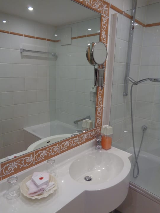 Zimmer Hotel Rheinischer Hof