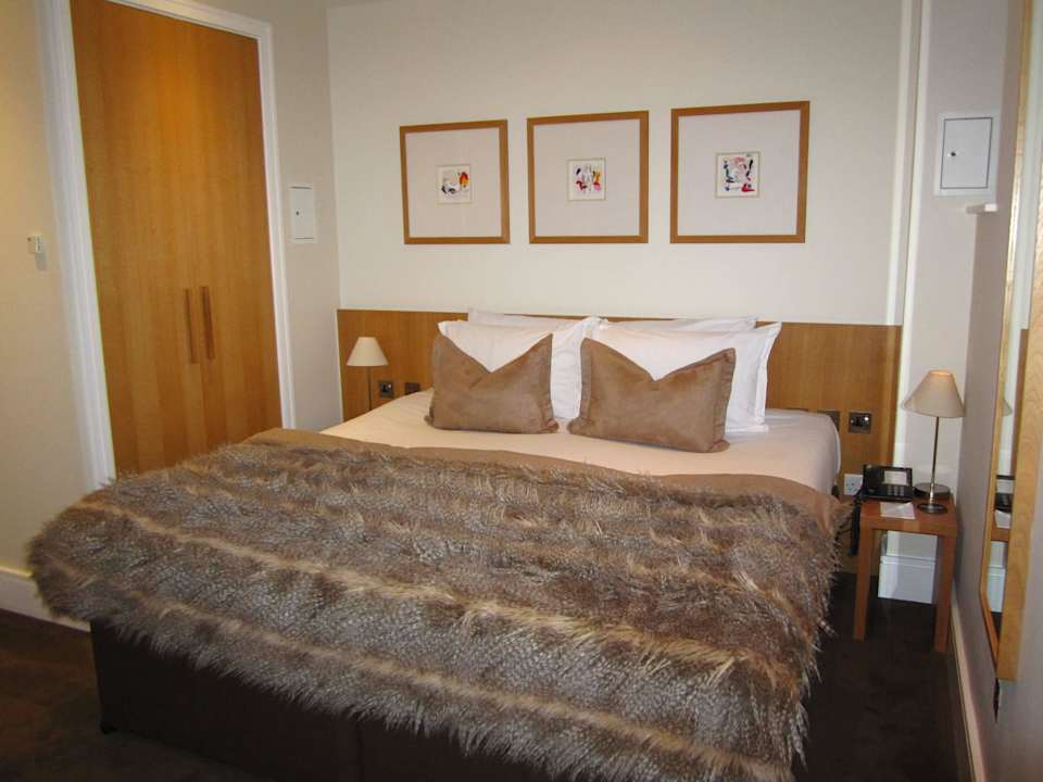 Geschmackvoll eingerichtetes Zimmer The Nadler Kensington