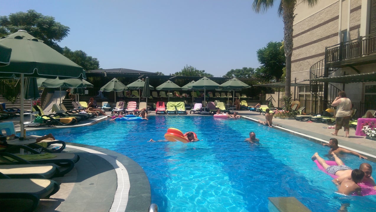 Pool Can Garden Resort