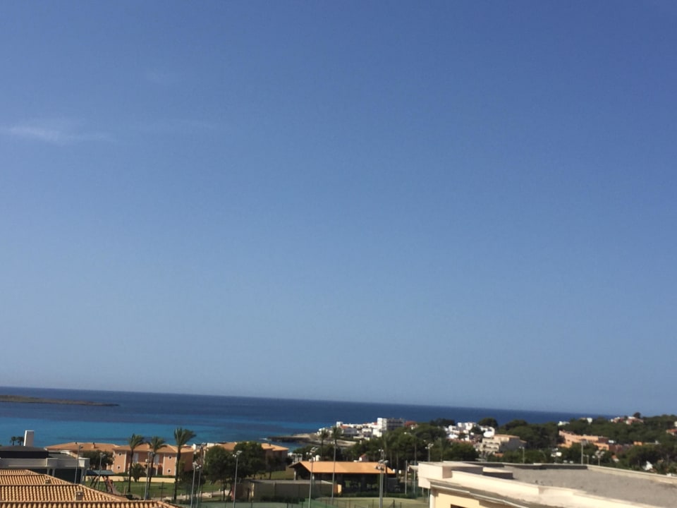 Blick vom Pool TUI KIDS CLUB Punta Prima