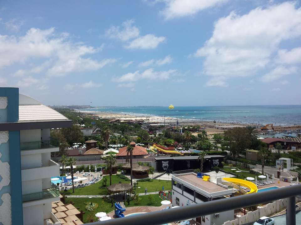 Ausblick aus suite 7420 Commodore Elite Suites & Spa - Adults only