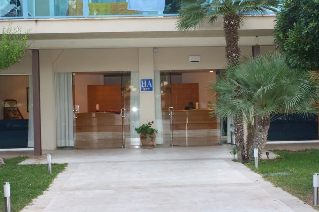 Eingang vom Hotel Canyamel Sun Aparthotel