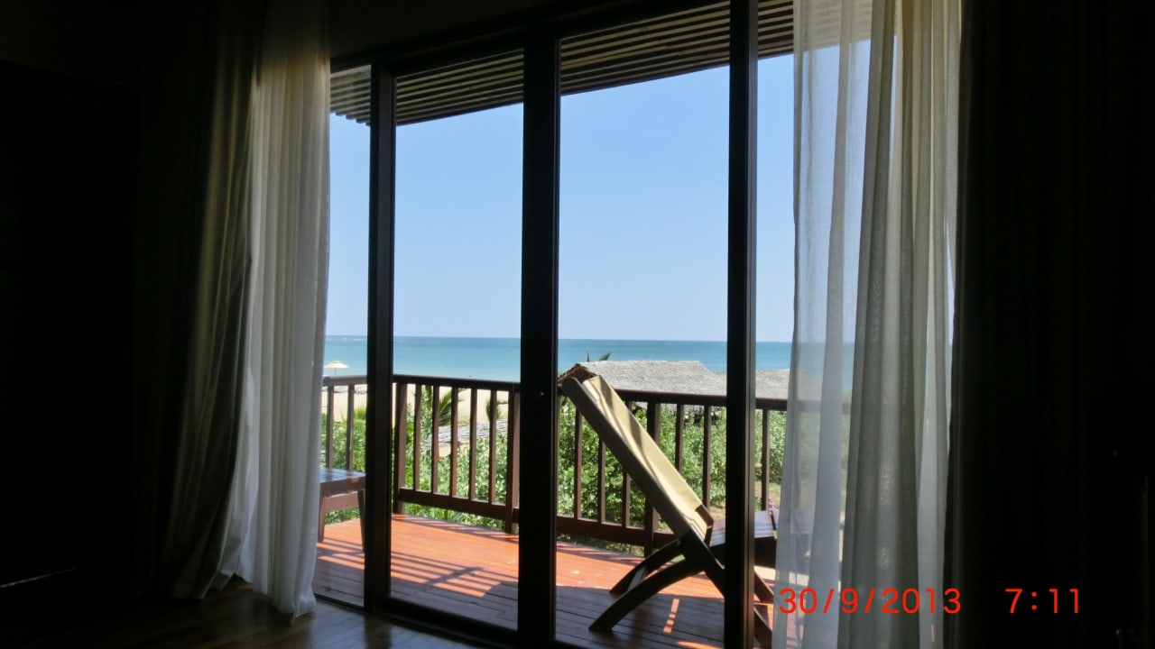 Blick vom Bett Uga Bay by Uga Escapes