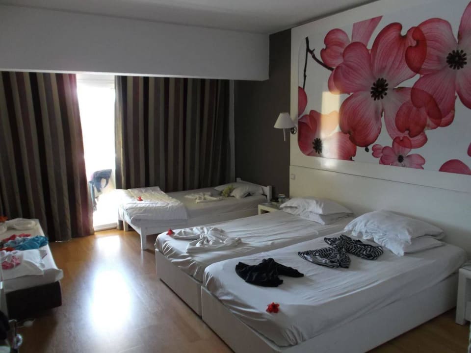 Doppelzimmer im Haupthaus (größer als Nebenhaus ) Calimera One Resort Jockey