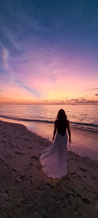 Strand Kuredhivaru Resort and Spa, Maldives