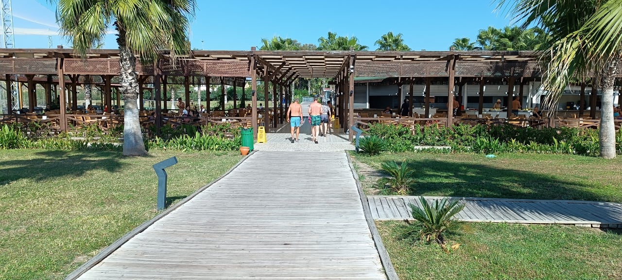 Gastro Asteria Family Resort Side