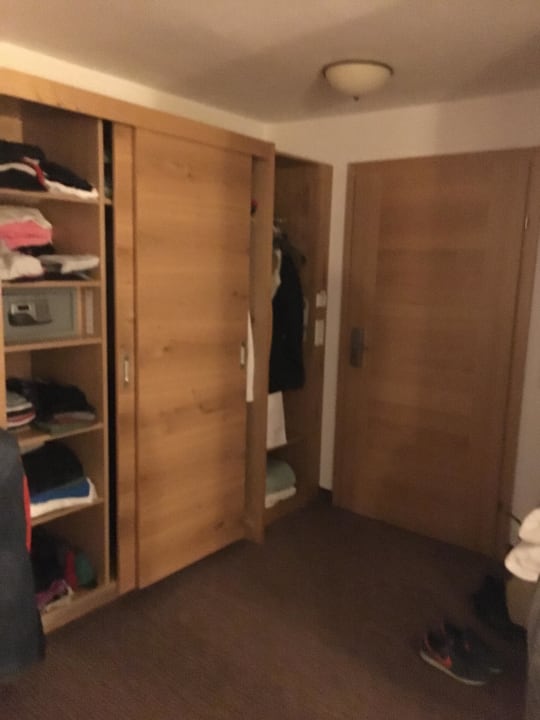 Schrank Hotel Barbarahof