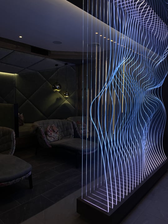 Pool Hotel Neue Post