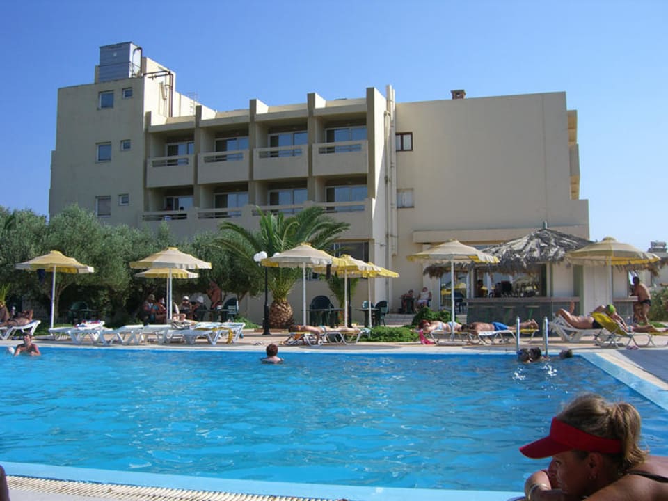 Pool Tylissos Beach Hotel