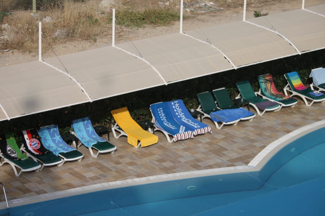 Unsere Liegen , unverkennbar !!! Calimera Hane Garden