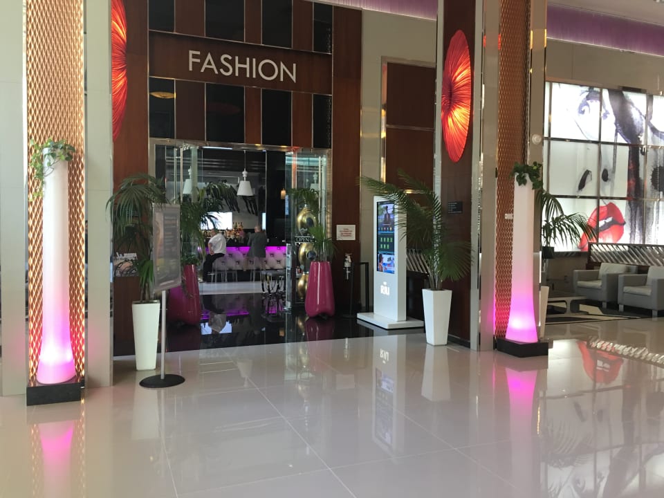 Blick zur Bar ... Hotel Riu Plaza New York Times Square