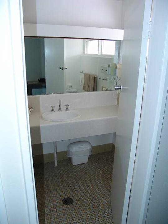 Bad Country Gardens Motel