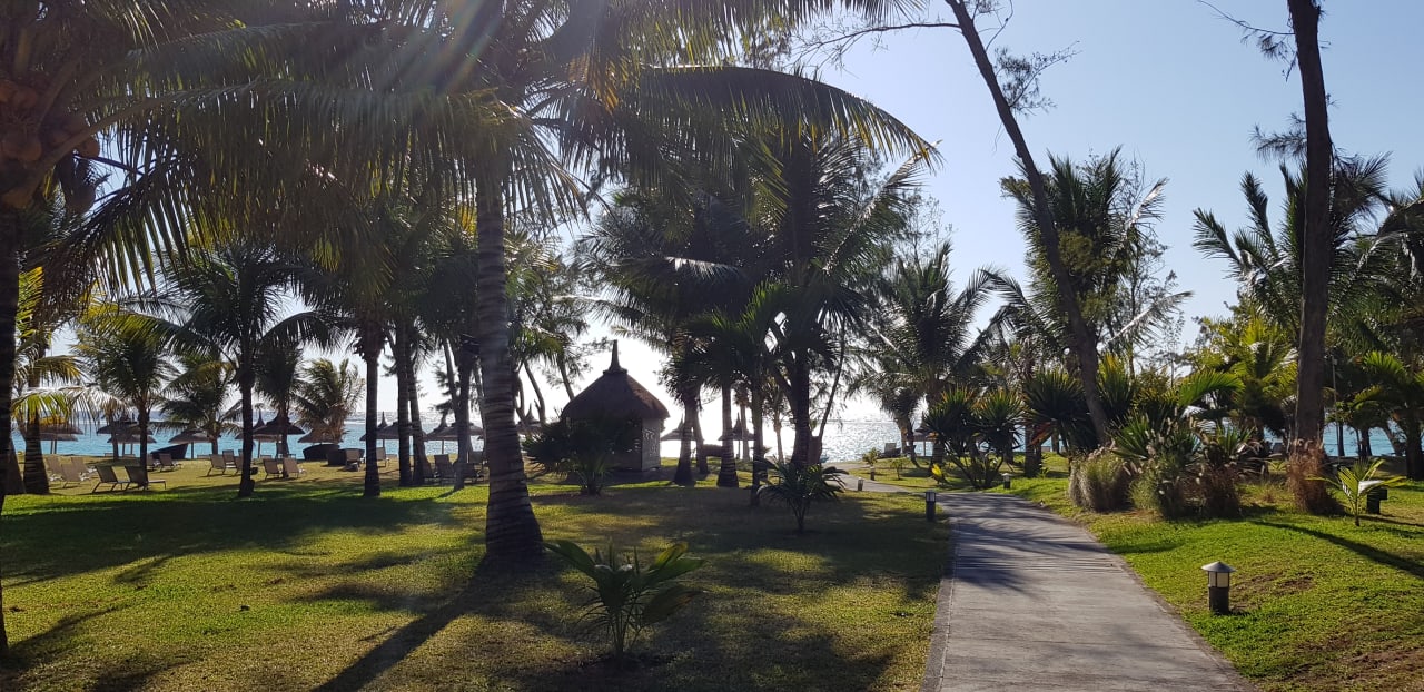 Garten Crystals Beach Resort Belle Mare, a member of Radisson Individuals