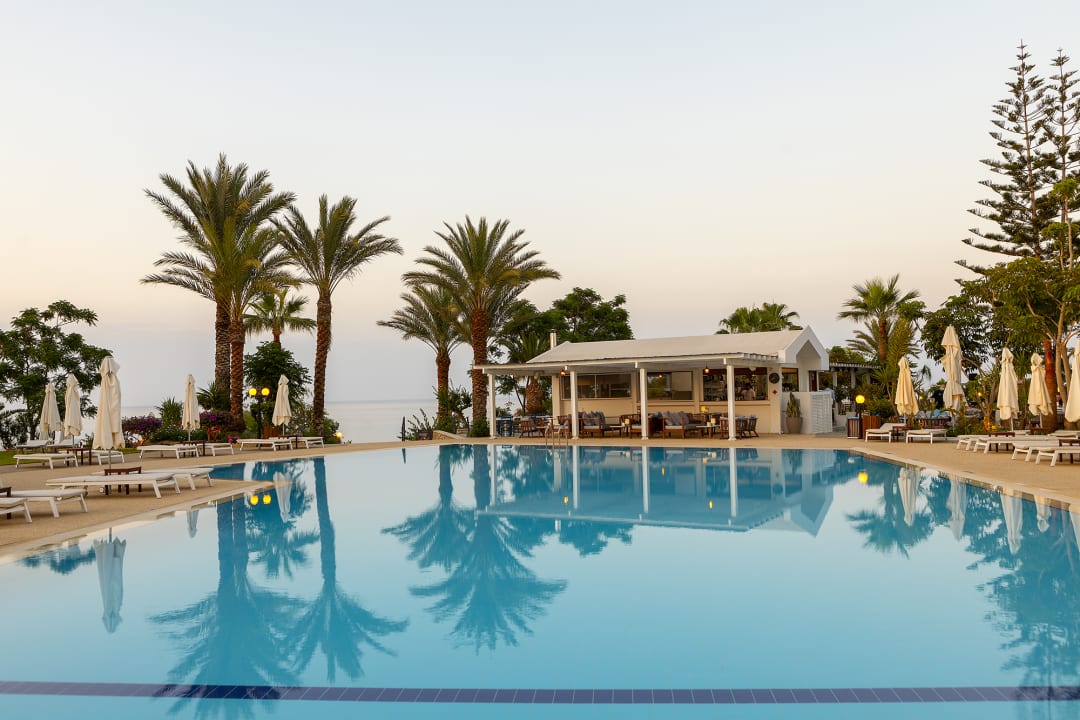 Pool Crystal Springs Beach Hotel