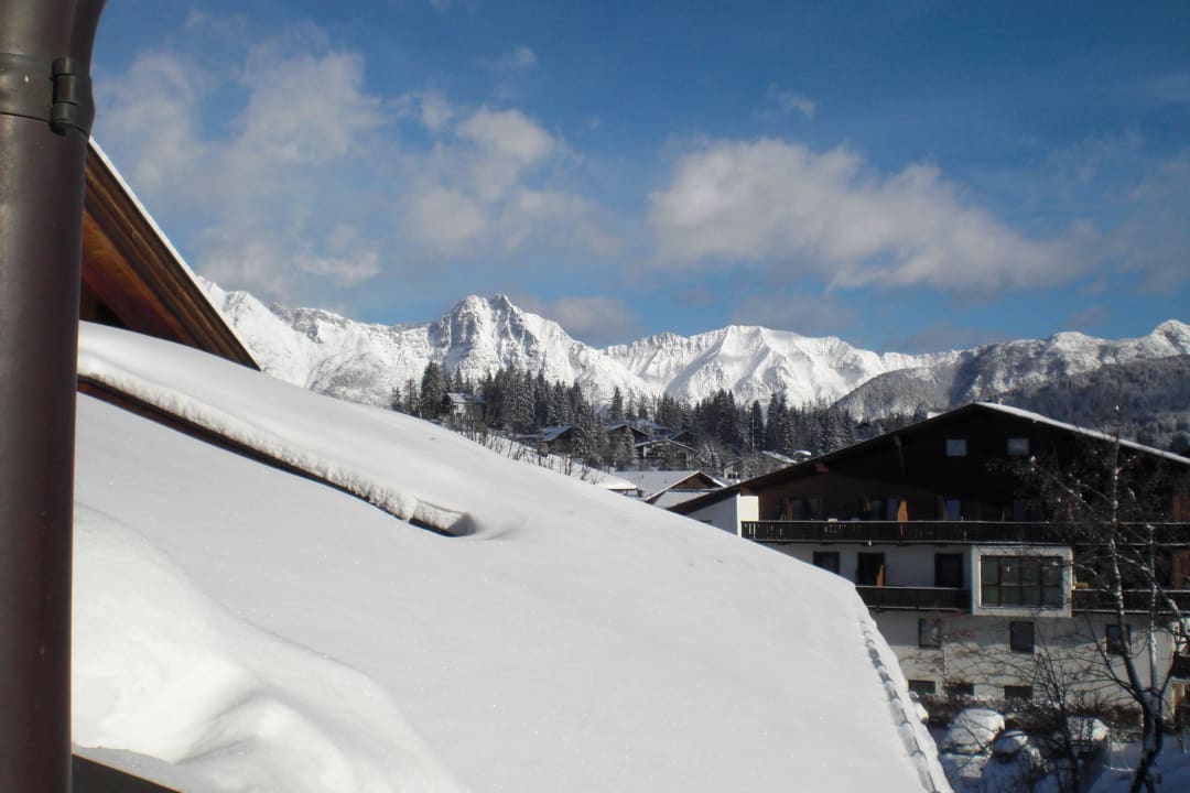 Vom Wohnzimmer aus Hotel Central
