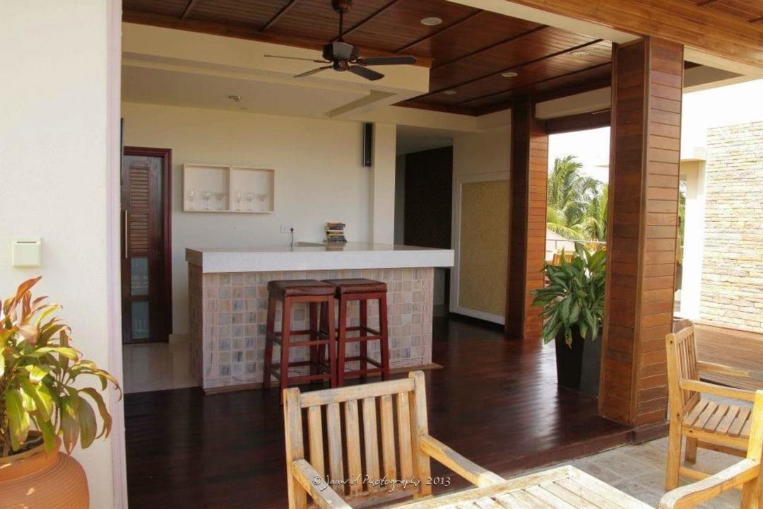 Cafe Reveries Diving Village