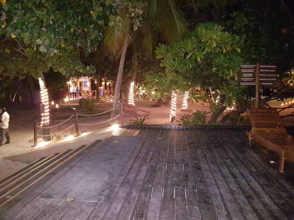 Gartenanlage Adaaran Select Meedhupparu Island Resort - Premium All Inclusive